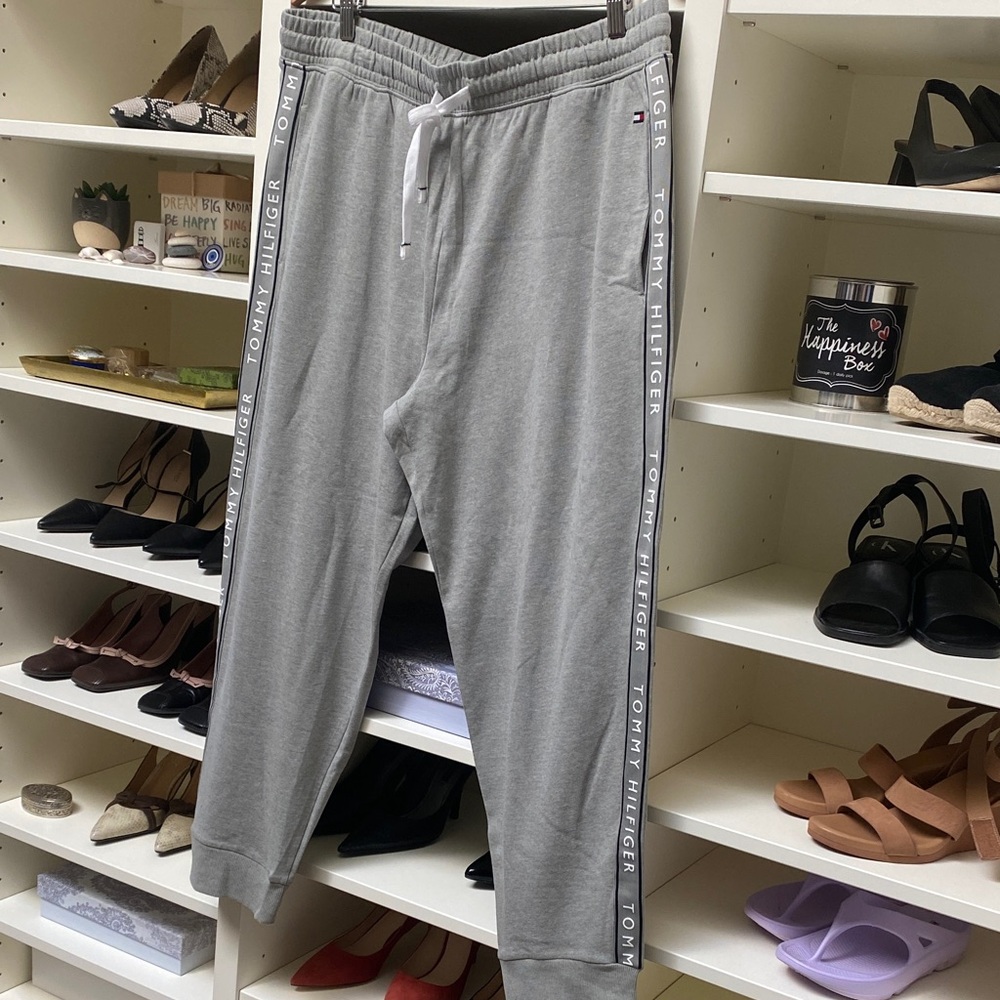 Tommy Hilfiger Gray Men's Joggers with Side Branding. XL. NEW. Loungewear.